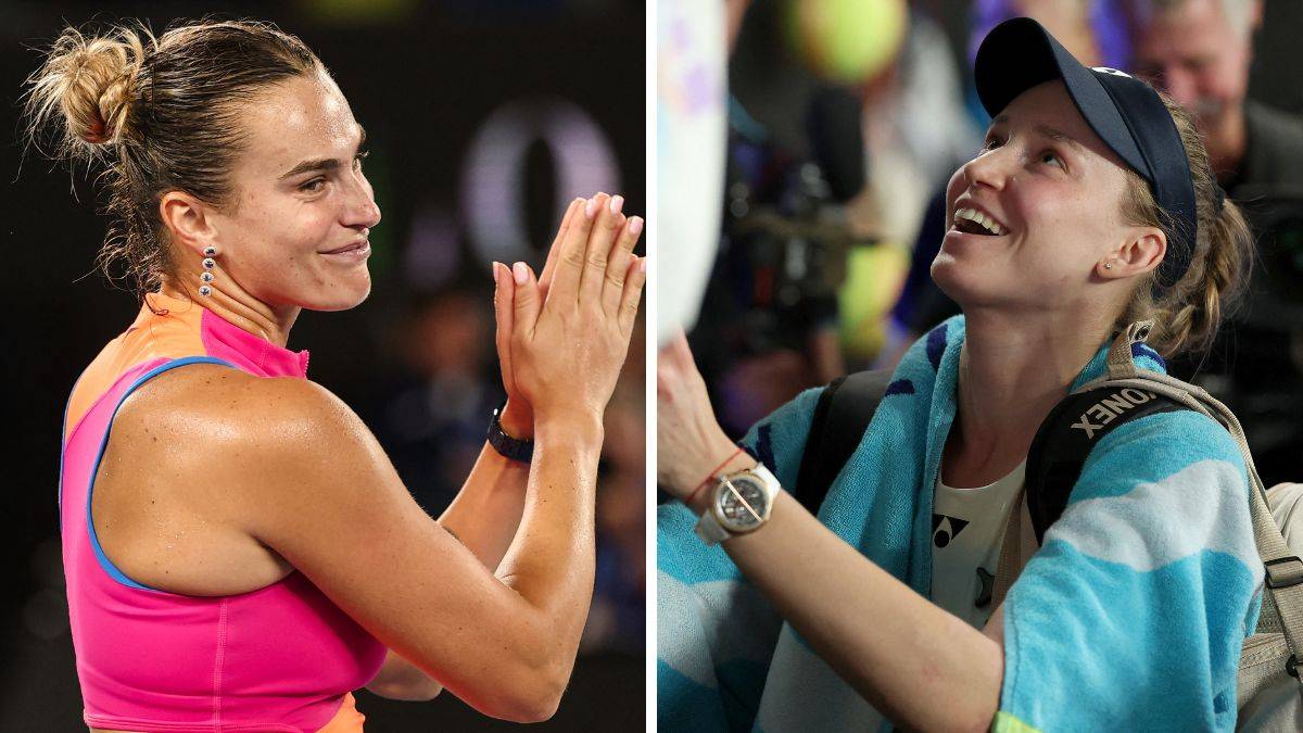 Dwie tenisistki, Aryna Sabalenka i Jelena Rybakina, patrzą w g&oacute;rę z uśmiechem, z dłońmi złożonymi w geście radości lub podziękowania.