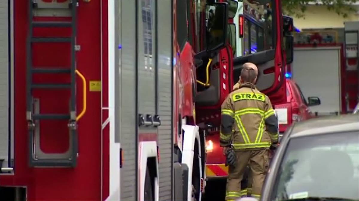 Pożar w wieżowcu w Warszawie. Ewakuowano kilkaset osób 