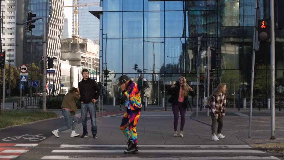 Przejście przez tory to nie silent disco. "Mieliśmy taki wypadek"