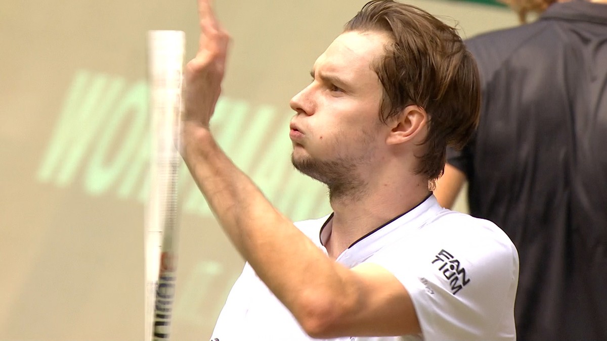 Aleksander Bublik i Andriej Rublow finalistami turnieju ATP w Halle