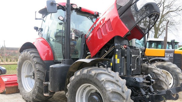 CBŚP rozbiło gang handlujący kradzionymi traktorami
