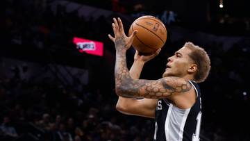 Słaby mecz Sochana. San Antonio Spurs znów z porażką