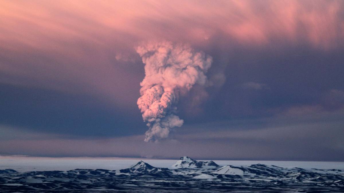 Islandia. Wzrost aktywności sejsmicznej w pobliżu wulkanu. Służby uważnie monitorują sytuację