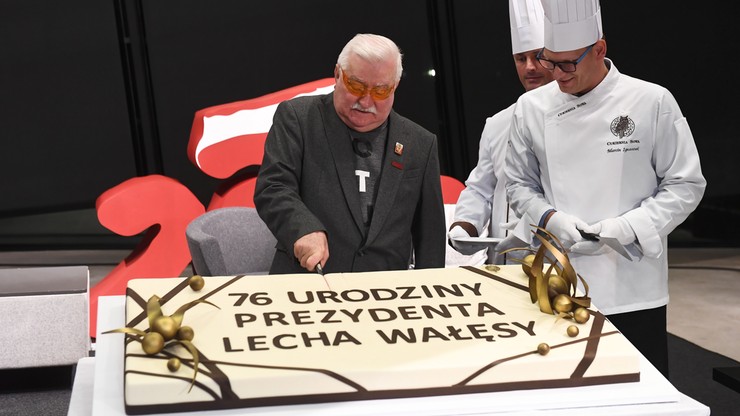 "Twoja robota jeszcze się nie skończyła". Lech Wałęsa obchodził 76. urodziny