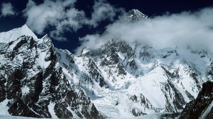 Wyprawa na K2: Fatalne warunki krzyżują Polakom plany