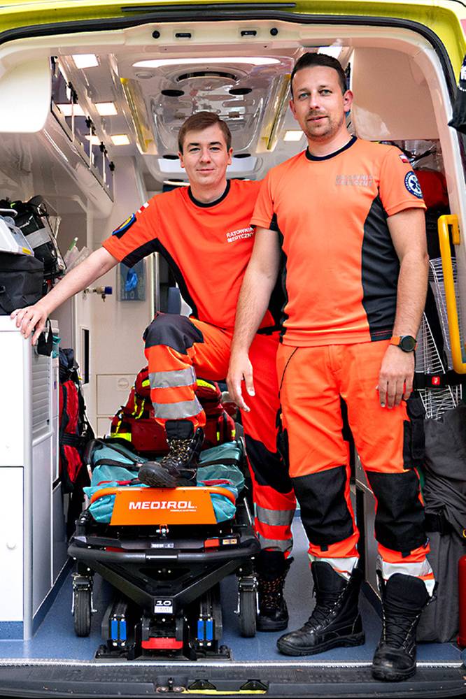2025-11-27 „Ambulans”: Nowy serial dokumentalny w Polsat Café - PolsatCafe.pl