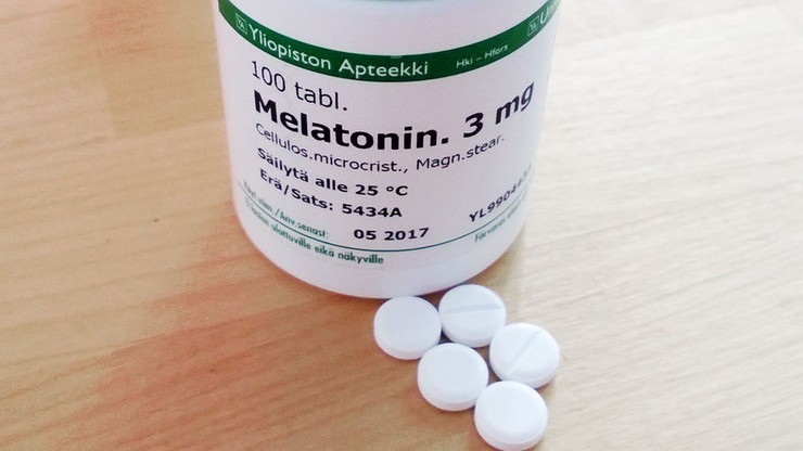 Melatonina może potencjalnie pomóc w leczeniu COVID-19