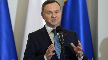 "PiS zrezygnowało ze swej propozycji ws. dziennikarzy w parlamencie" - twierdzi prezydent