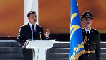 Prezydent Ukrainy ma zaproponować Andrzejowi Dudzie, jak wznowić ekshumacje ofiar rzezi na Wołyniu