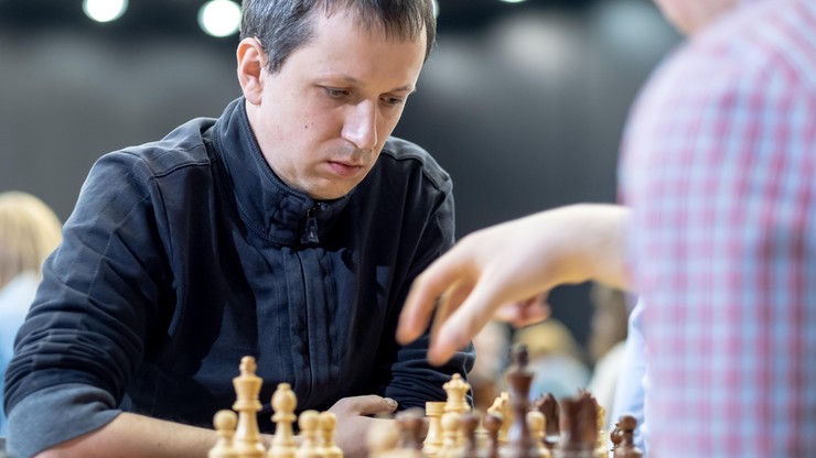 FIDE Grand Swiss: Porażka Wojtaszka i remis Pioruna