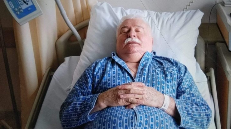 Były prezydent Lech Wałęsa w szpitalu. "Zabieg chirurgiczny"