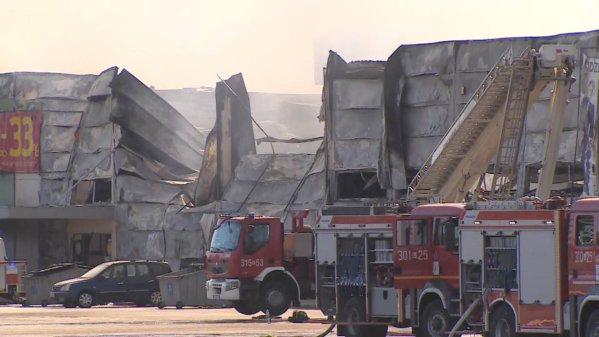 Pożar hali przy Marywilskiej. Dwaj mężczyźni usłyszeli zarzuty