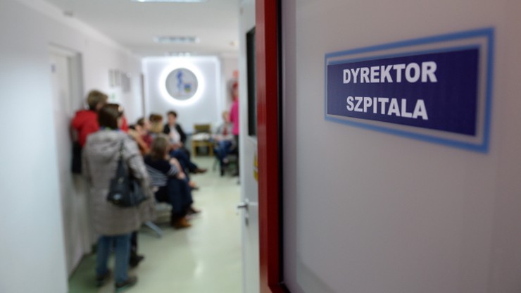 Pielęgniarki ze szpitala w Staszowie czasowo zawiesiły protest. "Jest światełko w tunelu"