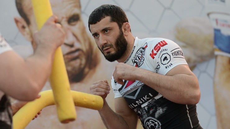 Khalidov pochwalił się imponującą zdobyczą. Gwiazdy MMA pod wrażeniem (ZDJĘCIE)