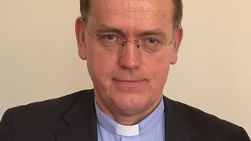 Podżeganie do nienawiści. Sąd zdecydował ws. księdza Oko