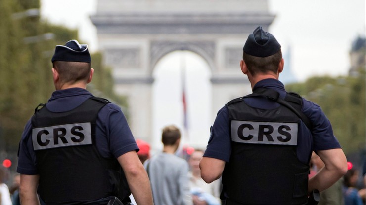 Francja: zatrzymano byłych szefów kontrwywiadu i policji