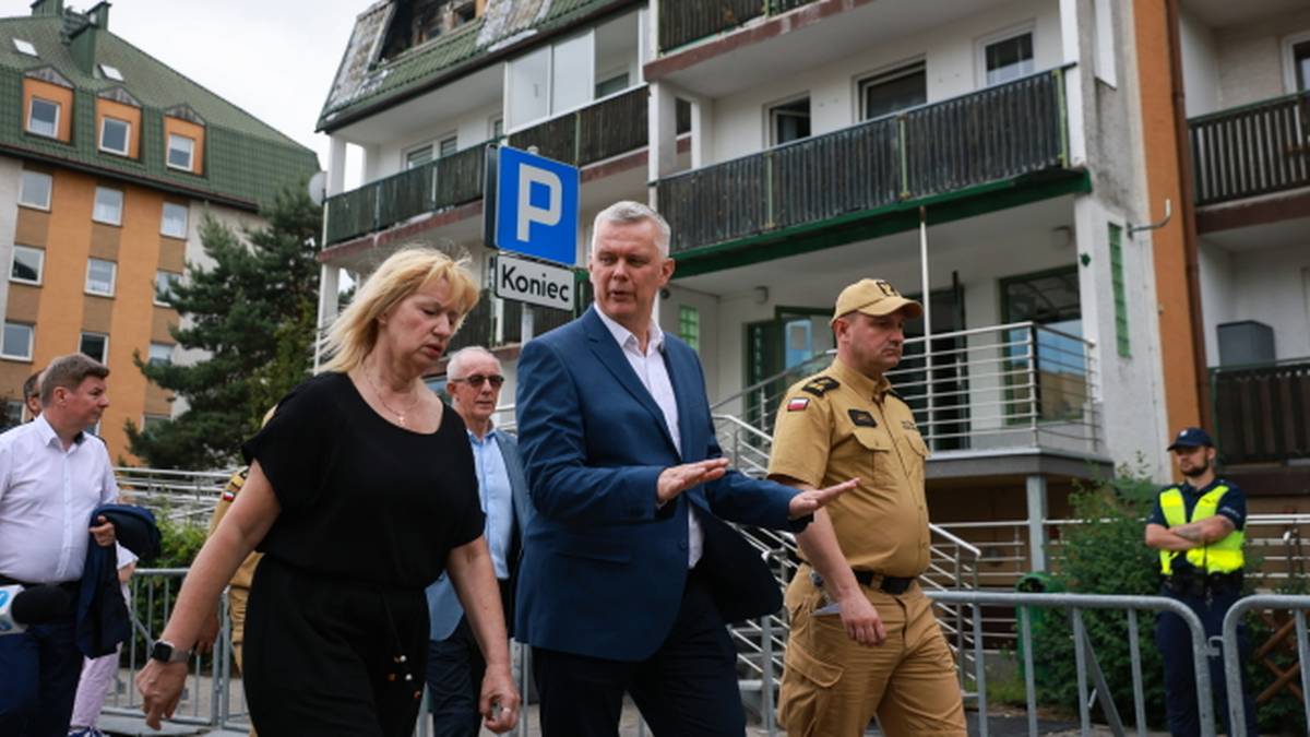 Seria pożarów w Polsce. Tomasz Siemoniak: Niczego nie wykluczamy