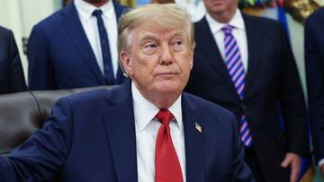 Zdjęcie do aktualności: Trump spełnił swoją zapowiedź. Dziennikarze nie weszli do Białego Domu