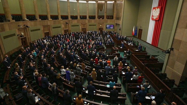 Pięć projektów ustaw ws. Izby Dyscyplinarnej. Sejm rozpoczął prace