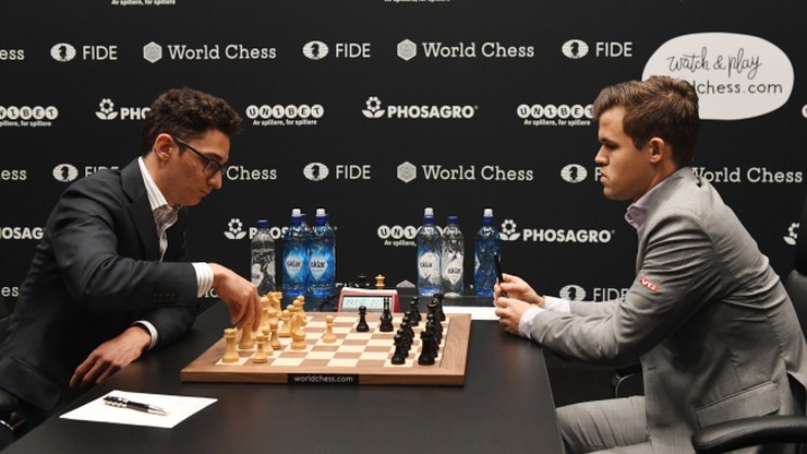 MŚ w szachach: Siódmy remis w meczu Carlsena z Caruaną