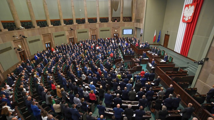 Sejm przyjął ustawę o połączeniach autobusowych. Będzie przeciwdziałać wykluczeniu komunikacyjnemu