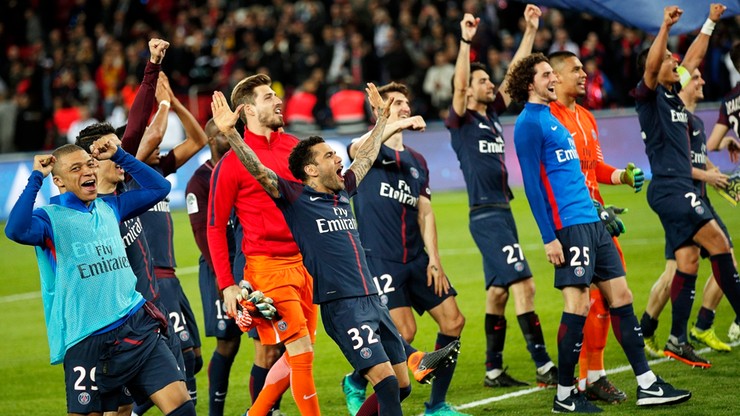 Puchar Francji: Broniące trofeum PSG awansowało do finału