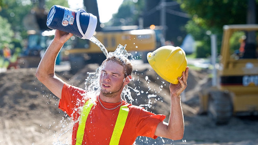 08.07.2021 08:00 Pracujesz w upale? Sprawdź, czego możesz zażądać od swojego pracodawcy