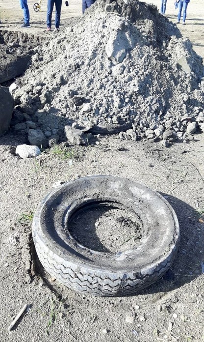 Śmieci, które mogą być zakopane na kilku hektarach w Osowej Sieni. Sprawę bada prokuratura