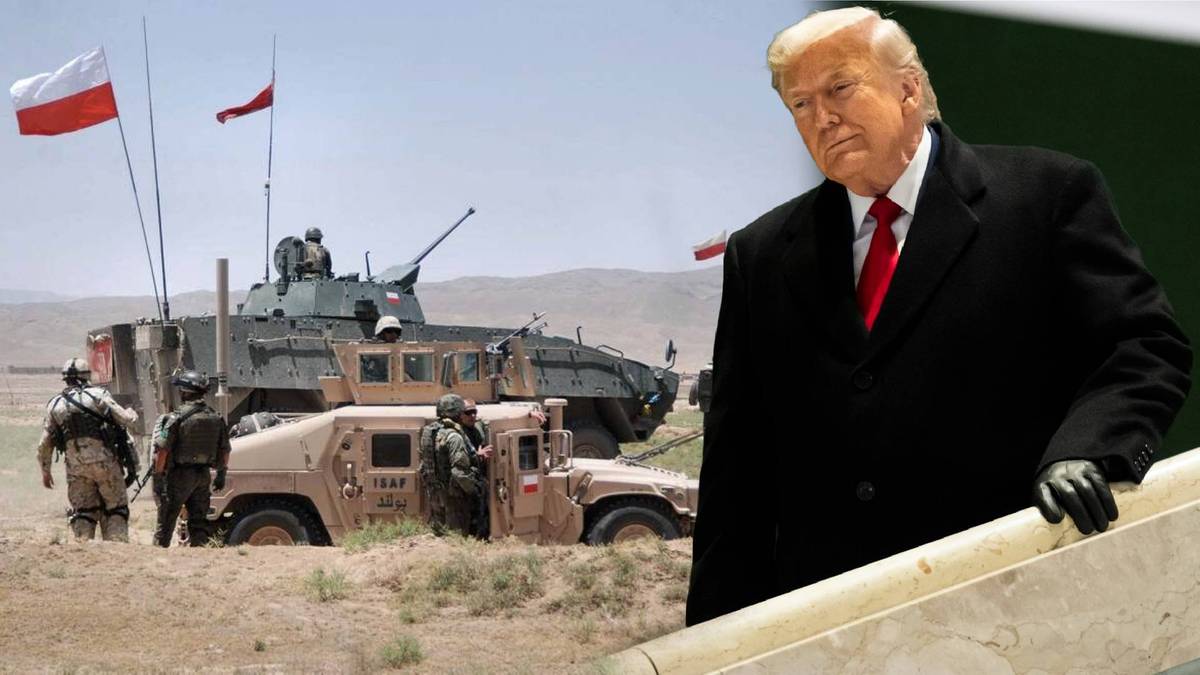 Donald Trump na pierwszym planie, w tle wozy bojowe i żołnierze w terenie.