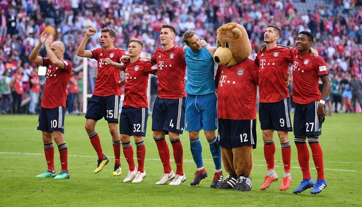 Bayern "sypnie kasą" w letnim okienku? Hoeness zamierza ściągnąć wiele gwiazd