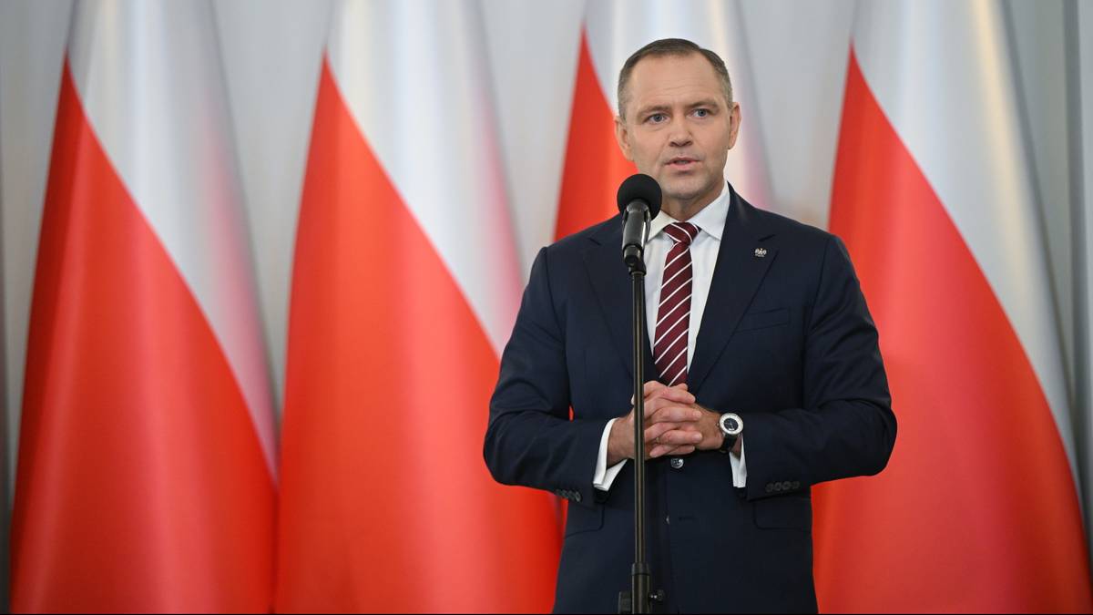 Pięć podpisów i jedno weto. "Prezydent nie jest notariuszem rządu"