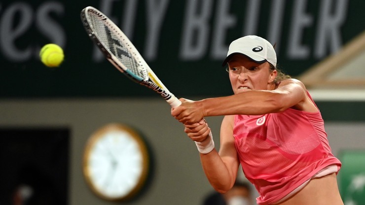 WTA w Eastbourne: Trudna przeprawa Igi Świątek w pierwszej rundzie