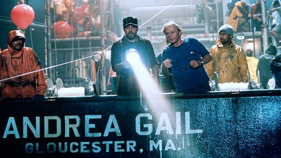 Kadr z filmu „Gniew Oceanu” (2000) reż. Wolfgang Petersen. Fot. Warner Bros.