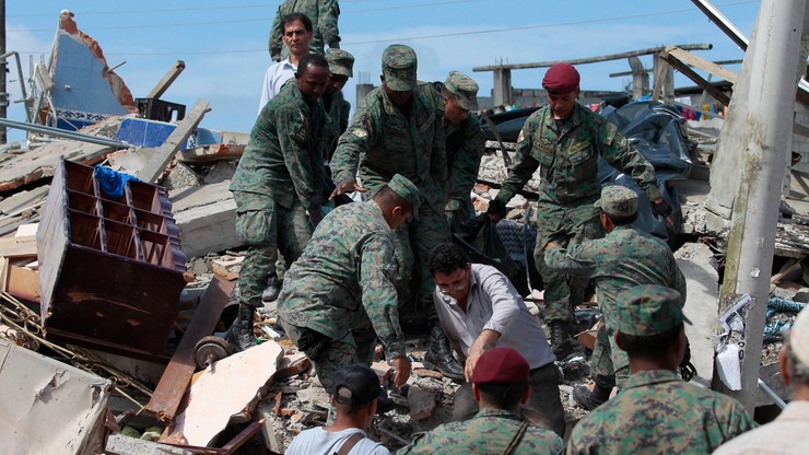 233 ofiary śmiertelne trzęsienia ziemi w Ekwadorze