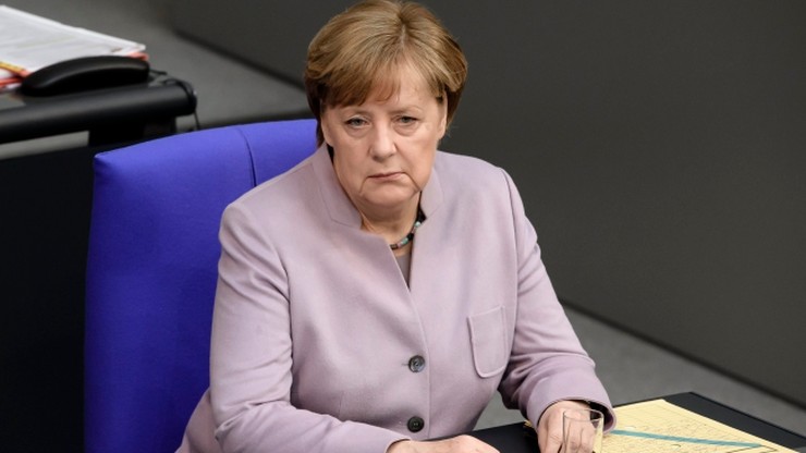 Merkel w Bundestagu: naszym celem zachowanie jedności UE