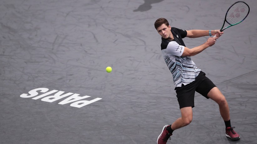 ATP w Paryżu: Bolesna porażka Huberta Hurkacza z 19-latkiem. Koniec marzeń o ATP Finals