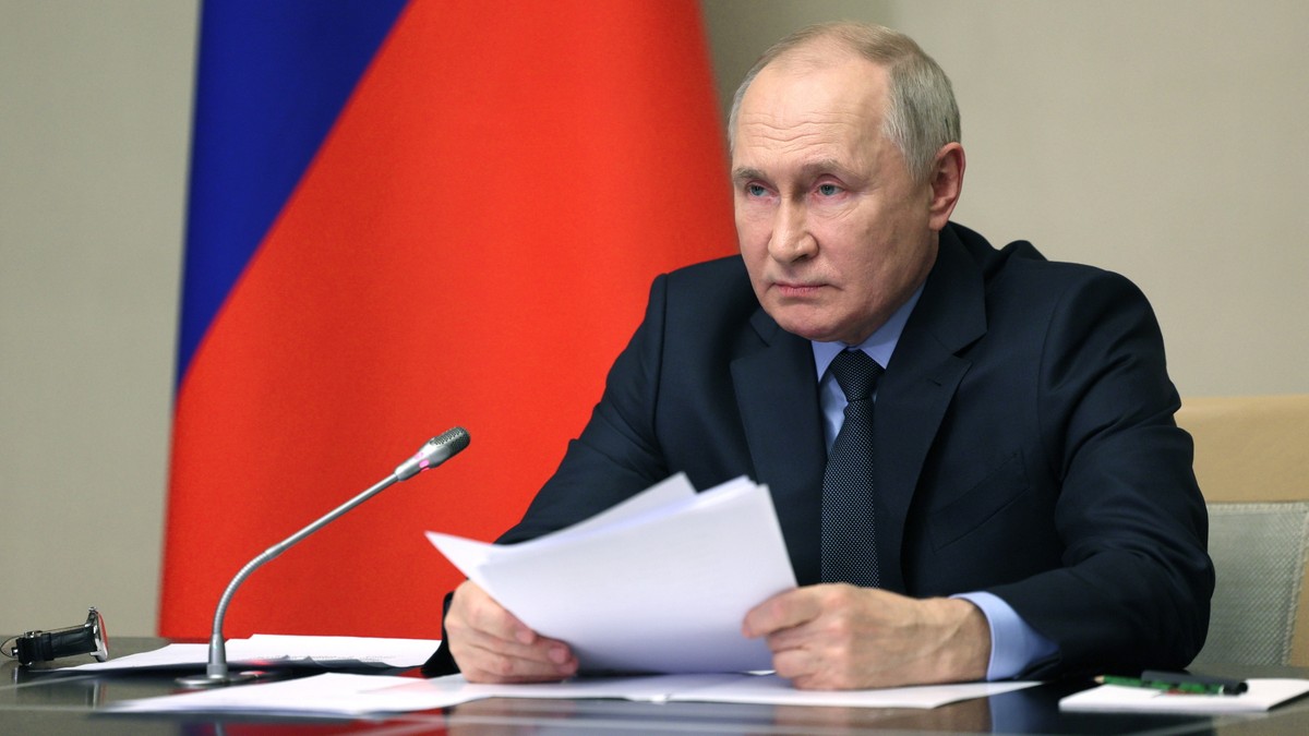 Rosja wycofuje się z traktatu o zakazie prób jądrowych. Jest podpis Władimira Putina