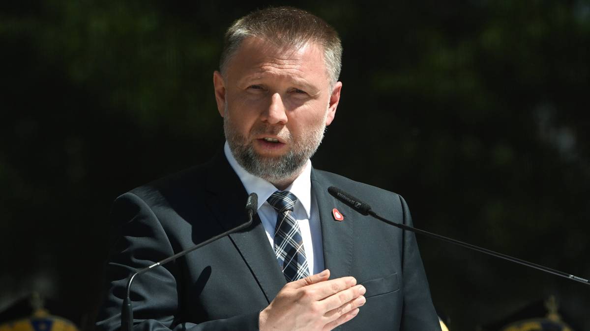 Fałszywe alarmy. Kierwiński przekazał nowe informacje