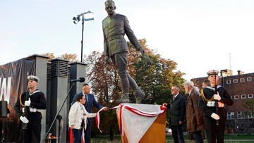 Przed Muzeum II Wojny Światowej w Gdańsku odsłonięto pomnik Pileckiego