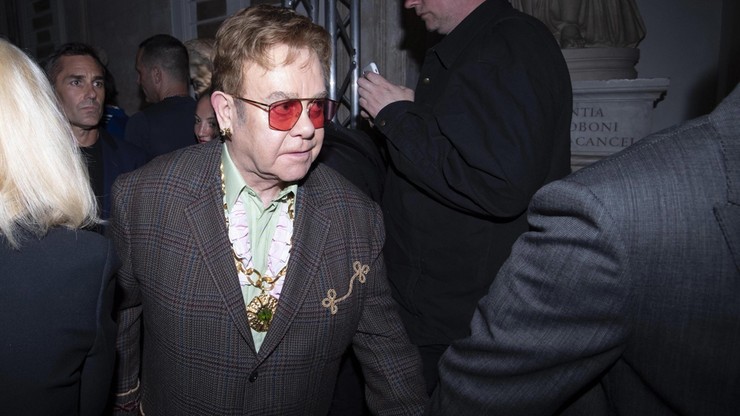 Rosja: z filmu biograficznego o Eltonie Johnie usunięto sceny gejowskie