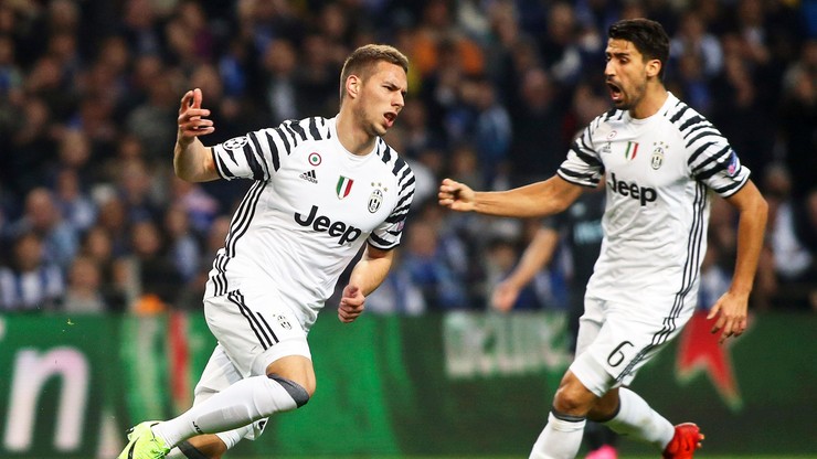 Liga Mistrzów: Rezerwowi uratowali Juventus. Zwycięstwo Sevilli