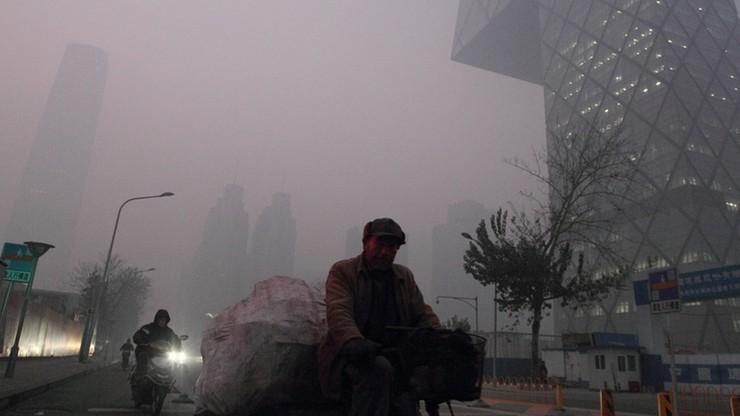 Pekin przygotowuje się na falę ozonowego smogu