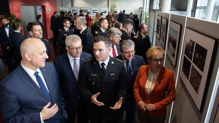 Polscy strażacy bohaterami wystawy w PE w Strasburgu
