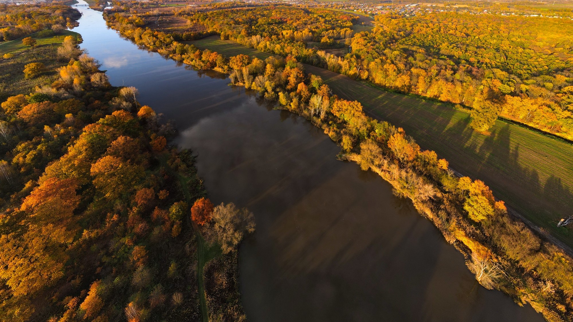 Jesień w Polsce z lotu ptaka - zdjęcie 11