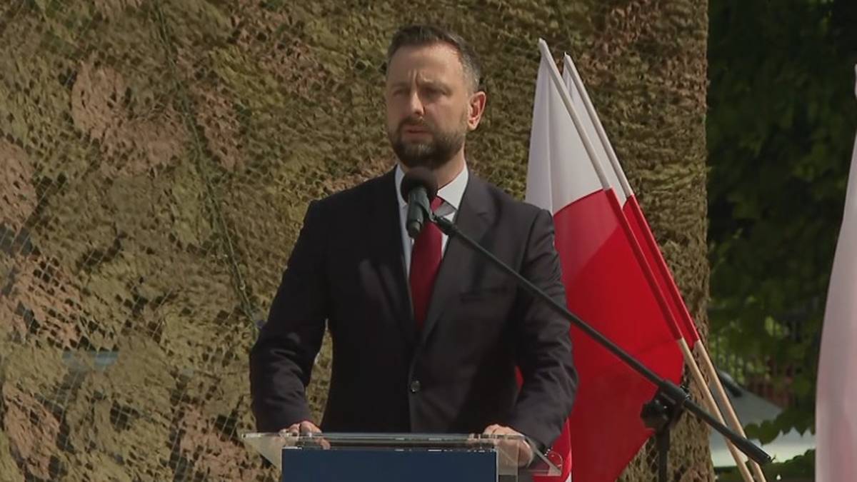 Dzień Flagi RP. Szef MON Władysław Kosiniak-Kamysz: Rodacy proszę was, żebyśmy byli gotowi