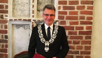 Prezydent Zielonej Góry zakażony koronawirusem. Wcześniej pisał o "koronaściemie"