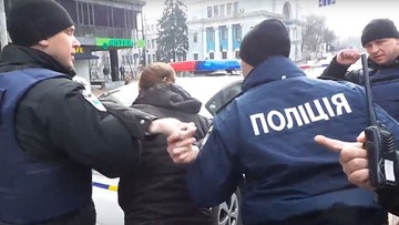Feministki aresztowane, oblane farbą. Dzień kobiet w stolicach b. republik ZSRR 