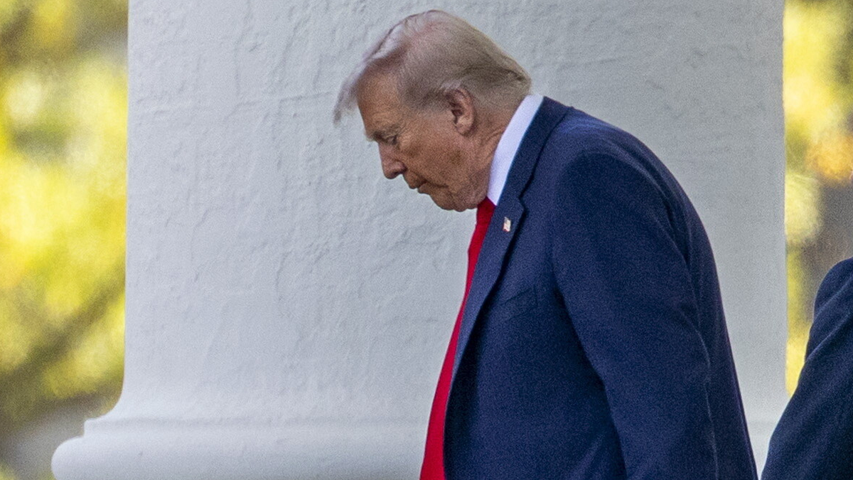 Tak źle jeszcze nie było. Fatalne notowania Donalda Trumpa