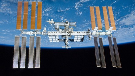 05.08.2021 05:56 Międzynarodowa Stacja Kosmiczna spłonie w atmosferze szybciej, niż oczekiwano?