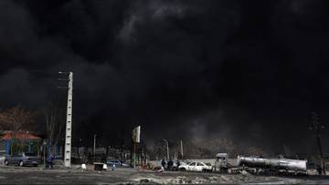 Toksyczny deszcz po atakach w Iranie. Ostrzegają mieszkańców